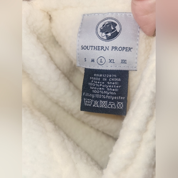 Southern Proper All Prep Reversible Vest Ivory/Navy Sz. Large - Picture 4 of 5